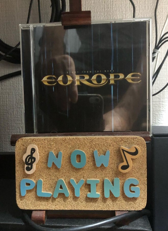 yuji0515's tweet photo. 今日の1枚 Europe - Start from the dark
1.2.4.11曲目がおすすめ。
アメリカっぽくてダークなアルバムです。
ジョンノーラムのギターワークは良いです。
#europe 
#今日の1枚 #今日のアルバム
#おすすめの曲
#洋楽 #音楽 
#洋楽好きな人と繋がりたい
#音楽好きな人と繋がりたい https://t.co/nYtfOV1bwe
