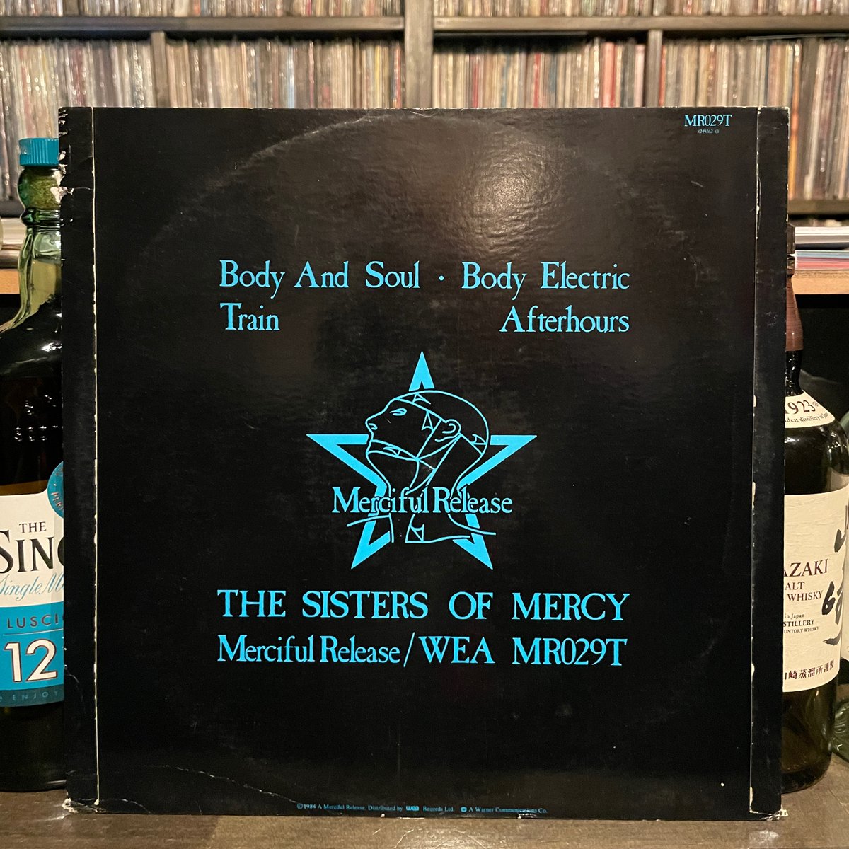 MILEHIGHCLUB202's tweet image. ほな12いこか
THE SISTERS OF MERCY / Body And Soul [’84 Merciful Release / WEA --- MR029T]
#theSistersOfMercy #BodyAndSoul #AndrewEldritch #listeningbar #vinylbar #musicbar #レコードバー #mhc21072024
youtube.com/watch?v=oI1bgm…