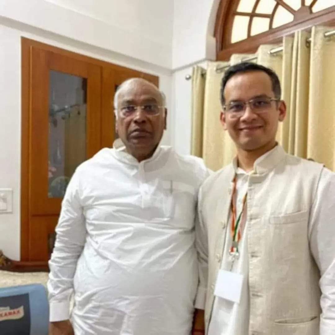 NurInsan123's tweet photo. Wishing Hon’ble Congress President Shri ⁦Mallikarjun Kharge ji a very happy birthday.
@GauravGogoiAsm @kharge https://t.co/ZJZt9sJtcb