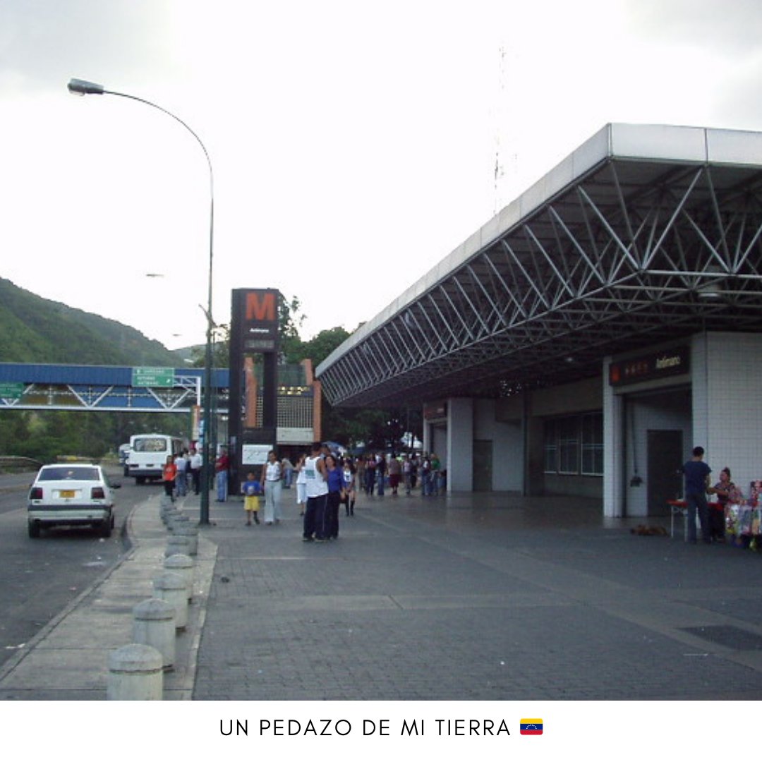 #SabiasQue💭| Antimano es una de las parroquias de #Caracas.

 La palabra Antímano es un acrónimo derivado de los términos Atamanona y Amatima, que eran los nombres de los dos grupos indígenas que habitaban esa localidad en la época precolombina. 

#Venezuela🇻🇪