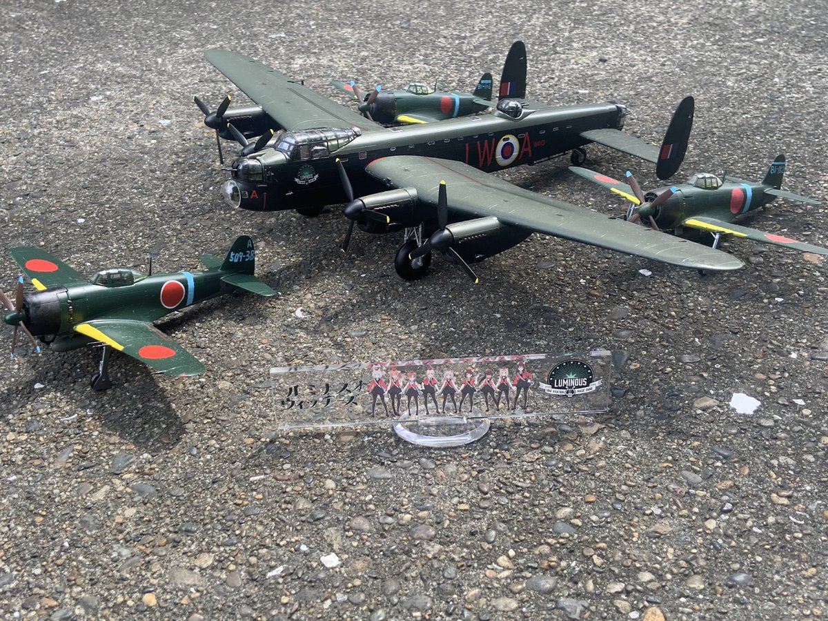 jn_sato's tweet photo. @PepushimanP_51 機体は「ルミナスウィッチーズ」という作品に出てくるルミナス号

音楽隊のメンバーの移動に使用されてる機体 https://t.co/PdD3MJ5qJa