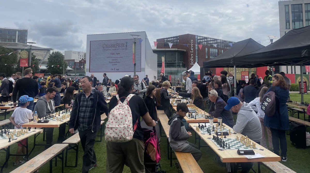 thrapppo's tweet image. My 10yr old daughter is taking on some of the big hitters today at Chessfest ♟️ #chessfest