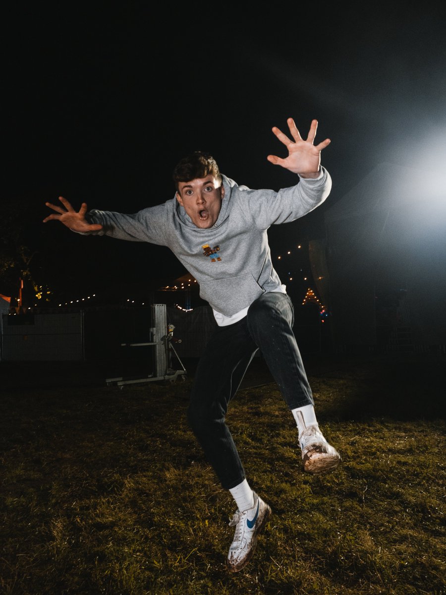 springend naar de festivals deze zomer 🥳