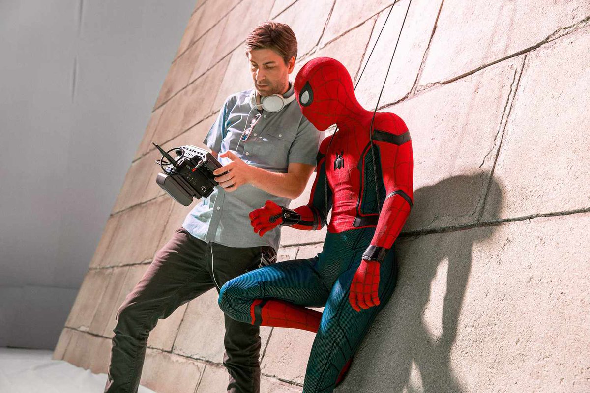 🕸️ Kevin Feige ha comentado que probablemente buscarán a otro director para SPIDER-MAN 4 debido a que Jon Watts se encuentra muy ocupado con otras cosas.