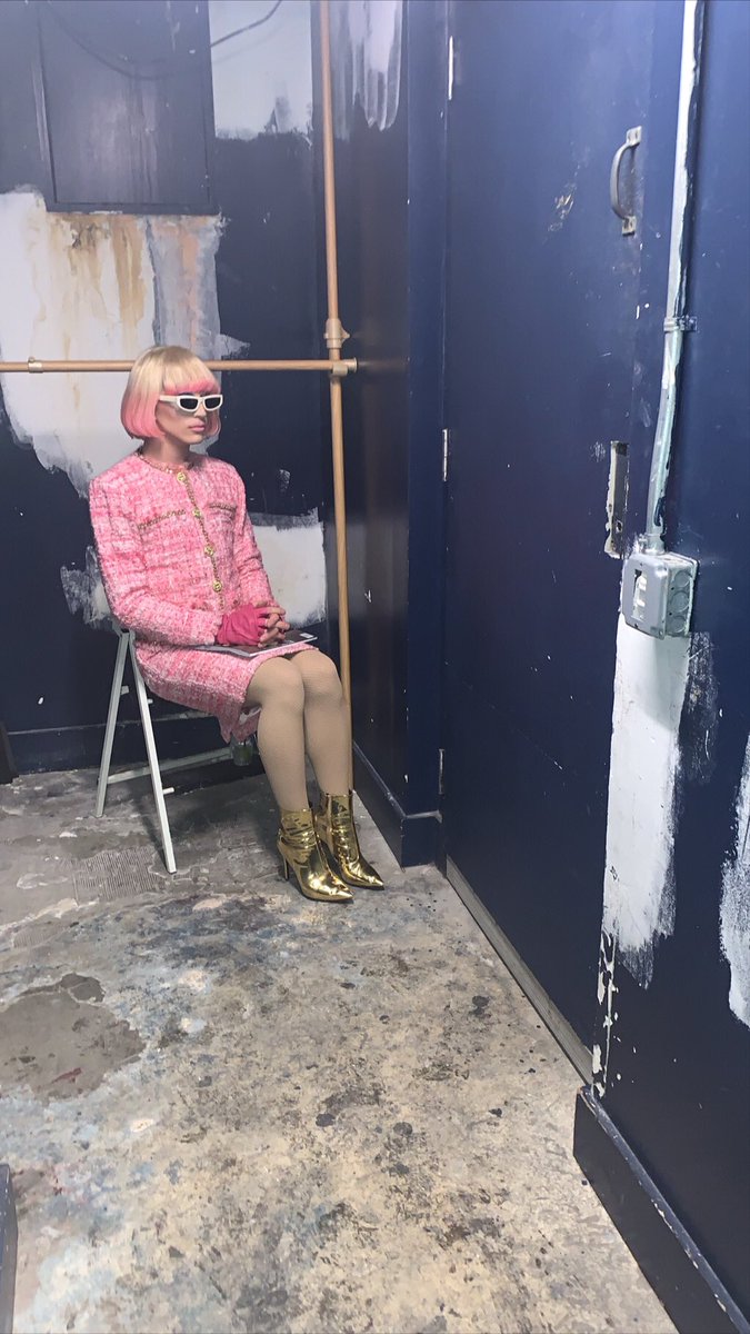 Me and the other Female Highlanders waiting for the mods we downloaded from creators who left the game in Shadowbringers to be updated  (we're delusional)