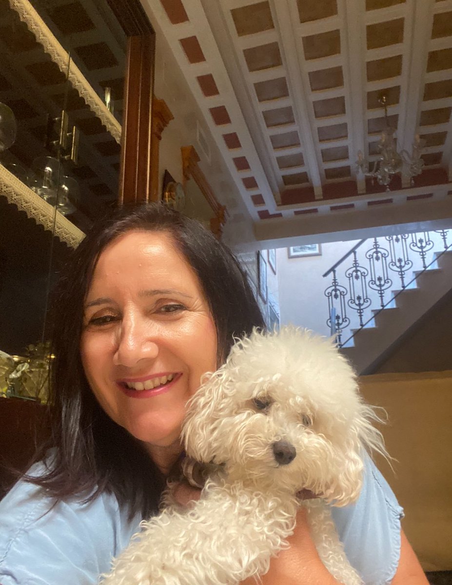 Galo y Lya. 
Todo el amor que les doy a ellos me lo devuelven con creces. 
Ellos son los  únicos seres que te amarán más que así mismo. “No hay mejor huella para tu corazón, que las patitas de tus perritos. 
Feliz día del Perro!!!