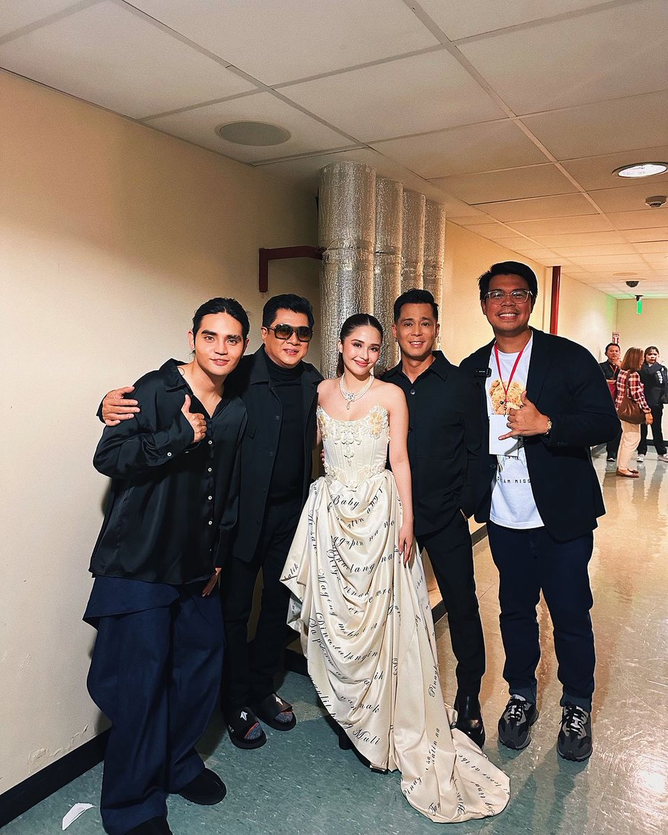 rendanghatdog's tweet photo. ๐ท 20724
jayda IG
PABLO bersama Sir dingdong Avanzado, Sir Randy Santiago, dan Jayda di belakang layar 'The Orginal Prince of Pinoy Pop' ๐ฅน๐๐ป
PPOP LEGEND PABLO
@imszmc #PABLO
#TheAlphaWithTOPOPP
#SB19_PABLO #rendanghatdog #hatdogID https://t.co/tWzLyHkV9E