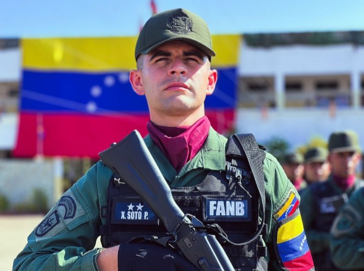 Nuestra GNB, nos mantenemos a pie Firmes y dignos para defender y proteger nuestra Patria.
