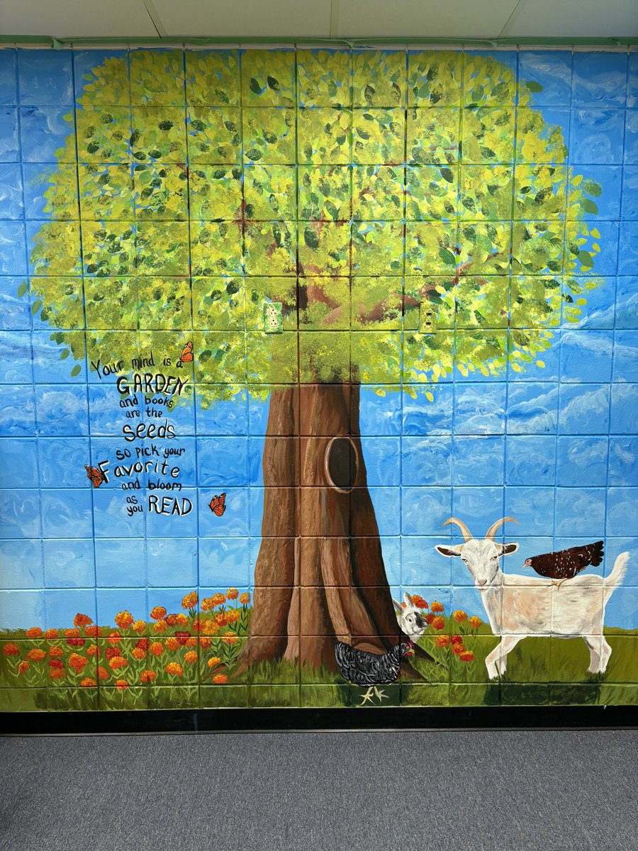 There’s a new mural in the JES Library!! 😍 Thanks to Thea Foundation grant, PTA &amp; artist, Sarah Higgins. ❤️ <a href="/LrsdMedia/">LRSD Library Media Specialists</a> <a href="/lrsd/">Little Rock School District</a> <a href="/JeffersonlrPta/">JeffersonLR PTA</a> <a href="/DrJermallWright/">Jermall Wright</a>