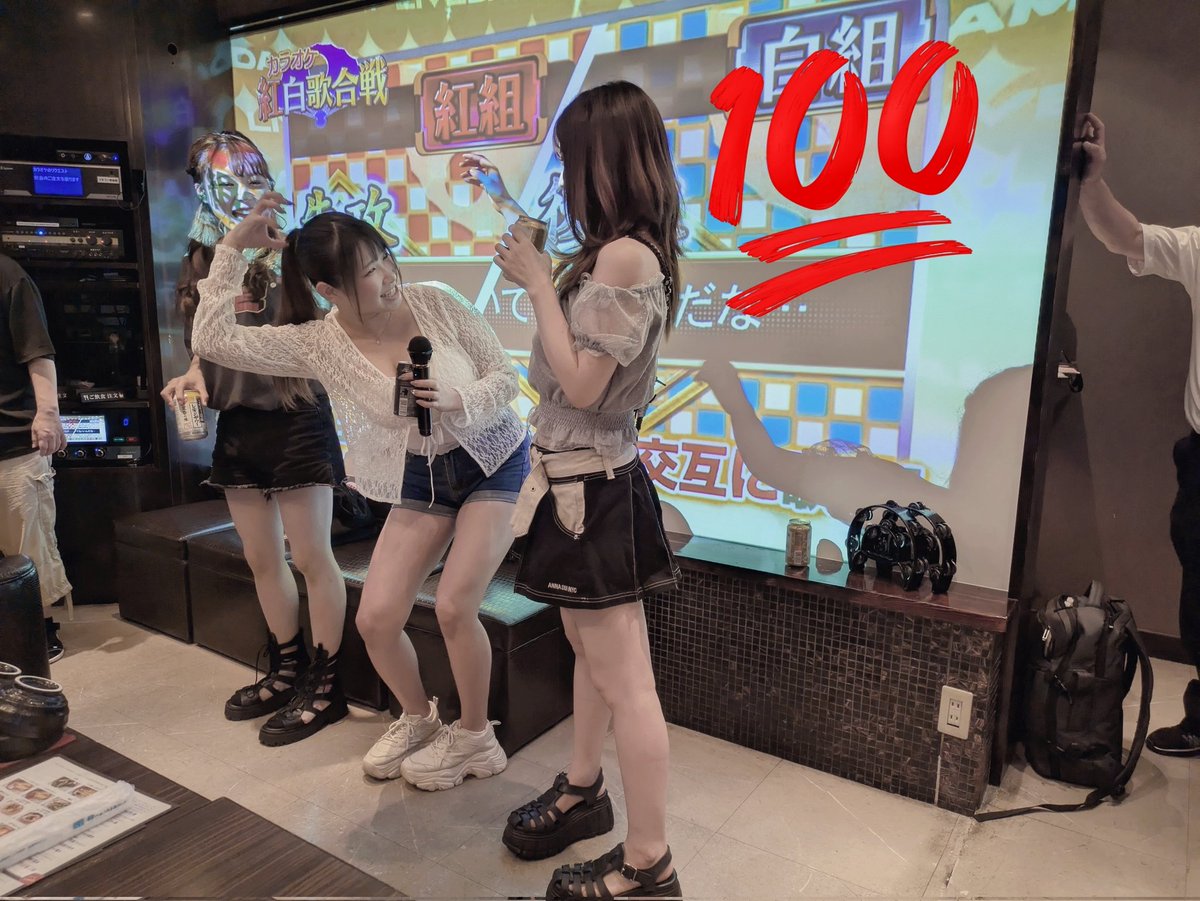 plusone_photo's tweet image. #スタジオまさお さんとのコラボ企画お疲れ様でした。
個人成績はお譲りしましたが総合力で勝負⚔️⚔️⚔️
ボウリング対決チーム戦を制することが出来ました！ありがとうございました！！
三田ちゃんの本気を見た|д꒪ͧ)…
#新村あかり @niimura_akari
#川越ゆい @kawagoe_yui
#三田サクラ @mitasakura_