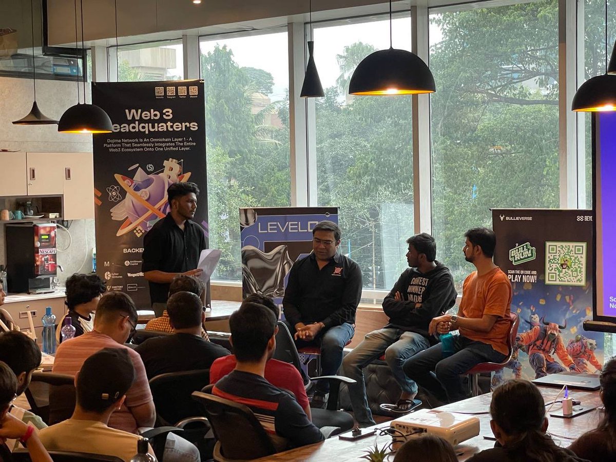 mallebhari_'s tweet image. Had fun attending the Onchain Pune event last evening by @base &amp;amp; @levitate_labs ✨

My first Web3 event so far.....

Got to meet so many Web3 folks of my city 👾

Met @ayuxy027 @_sahil_khatri @nxv3d @Sheenu_exe

Heard some unfiltered/ raw stuff from @JunzMerchant ,@VishnuKorde