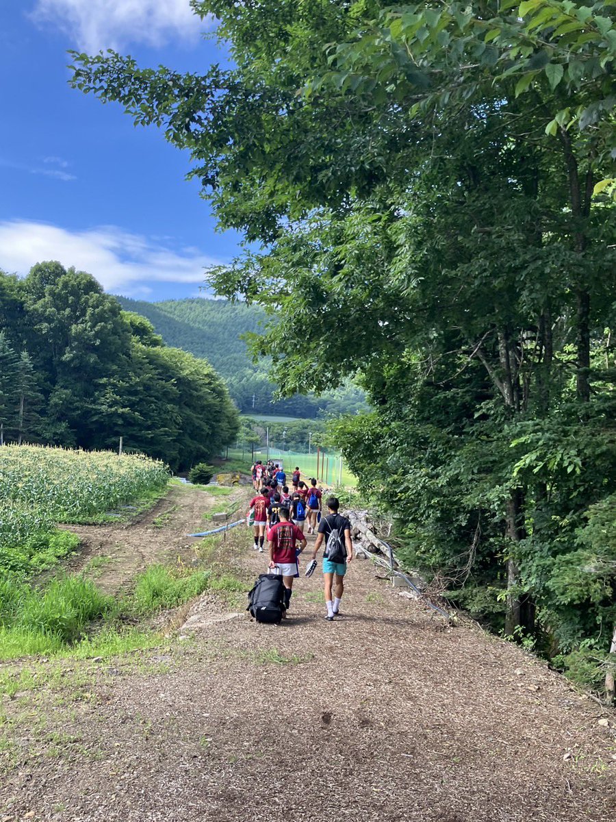 本日、7月21日に第11回全国7人制ラグビー大会の開会式が行われました。早稲田佐賀高校ラグビー部として初めての全国大会ですが、楽しみながら1つでも多くの勝ちを狙って明日からの3日間頑張りたいと思います。応援よろしくお願いします。