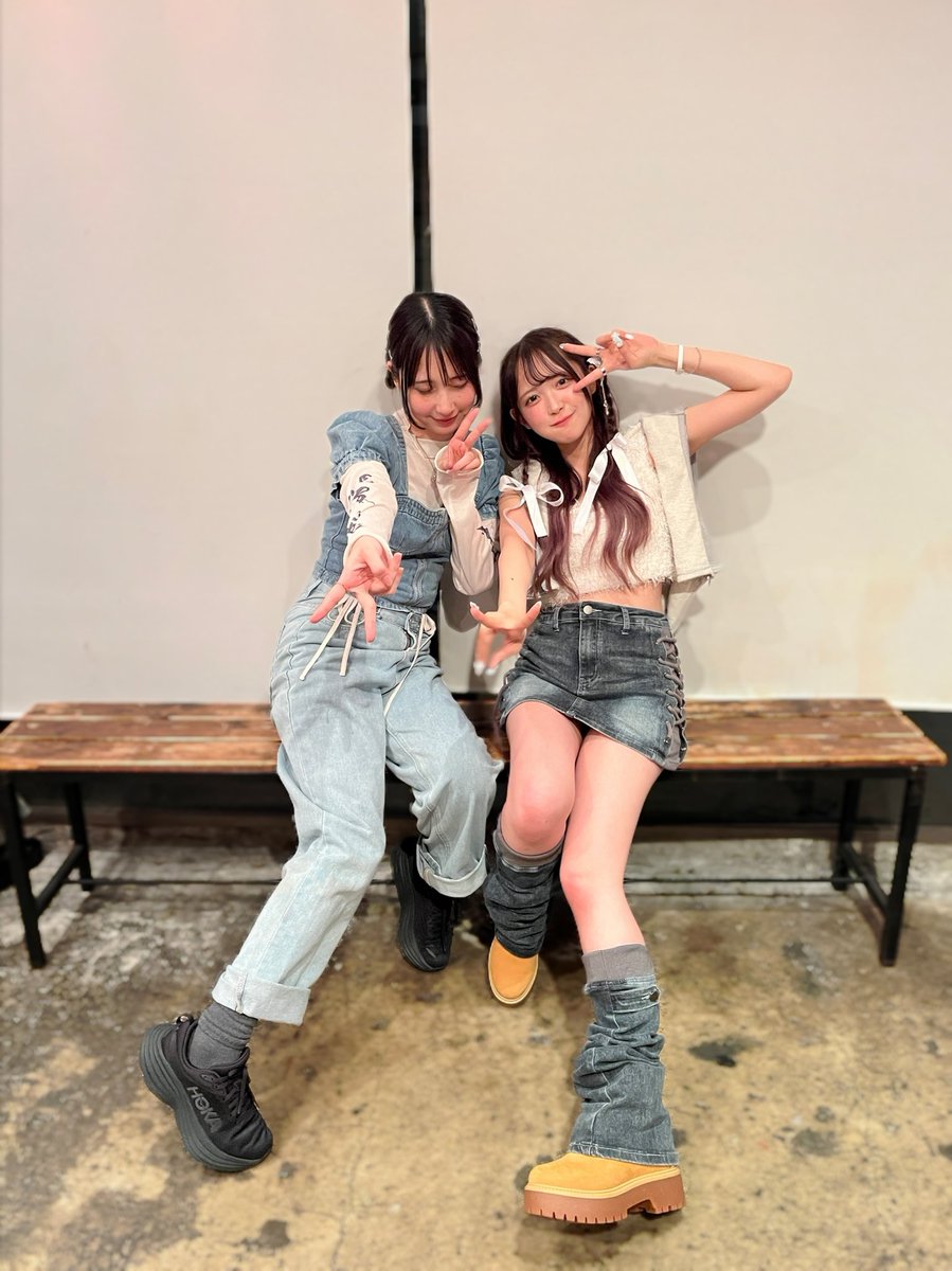 ＼#まなたんツアー  3日目 in大阪🐙／

ありがとうございました.ᐟ.ᐟ.ᐟ.ᐟ
大阪公演ではヒステリックナイトガールをカバーしちゃった🎀💓

大阪優勝できたありがとう😭🫶🏻
まなこさんと回るツアー 
次はラスト広島の2公演のみとなりました.ᐟ.ᐟ
最後までよろしくお願いします🌙*·̩͙