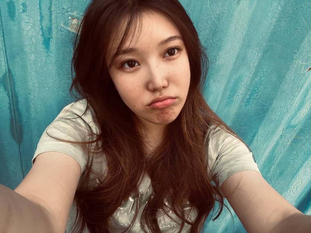 zhan tweet media