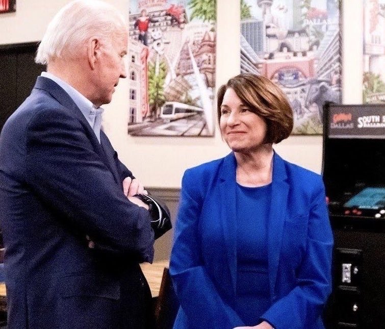 amyklobuchar's tweet photo. To President Biden, for his service, dedication, and commitment to our country and our democracy - thank you. https://t.co/S85pP7cBCM