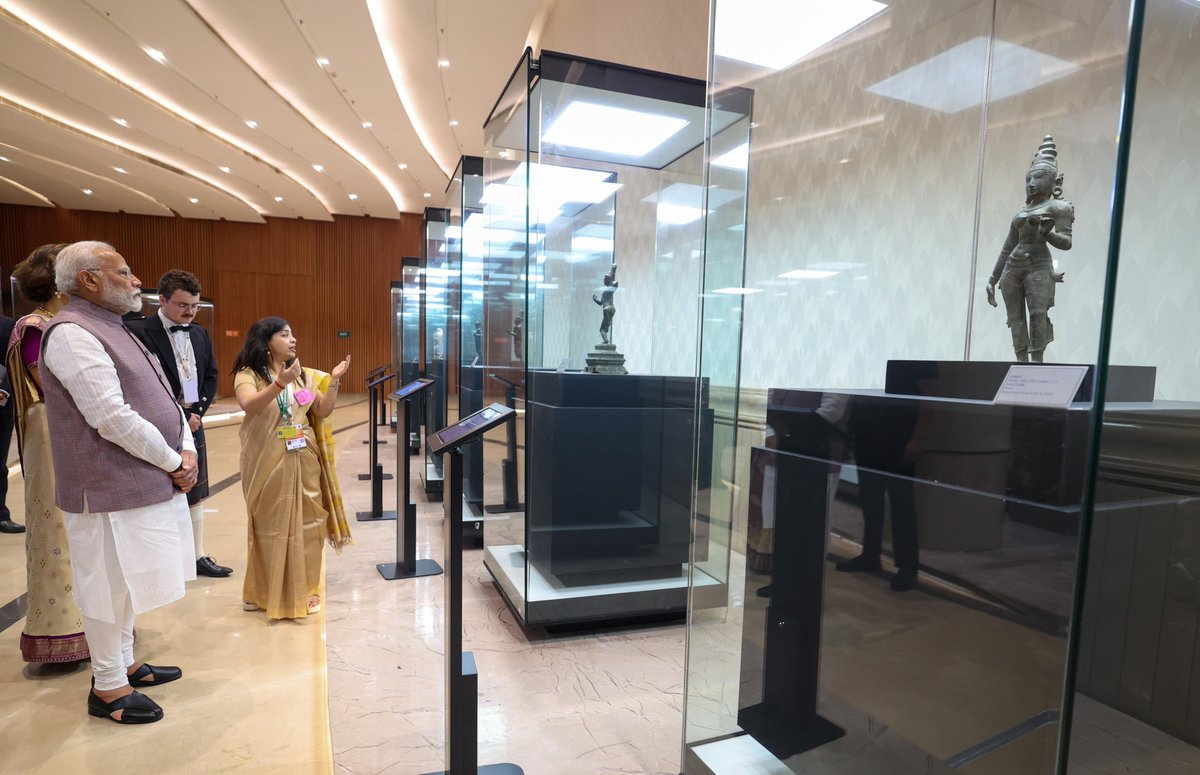 India is delighted to host the World Heritage Committee. Here are a few glimpses from the programme today. Glad that the DG of <a href="/UNESCO/">UNESCO 🏛️ #Education #Sciences #Culture 🇺🇳</a> <a href="/AAzoulay/">Audrey Azoulay</a> also joined the programme.