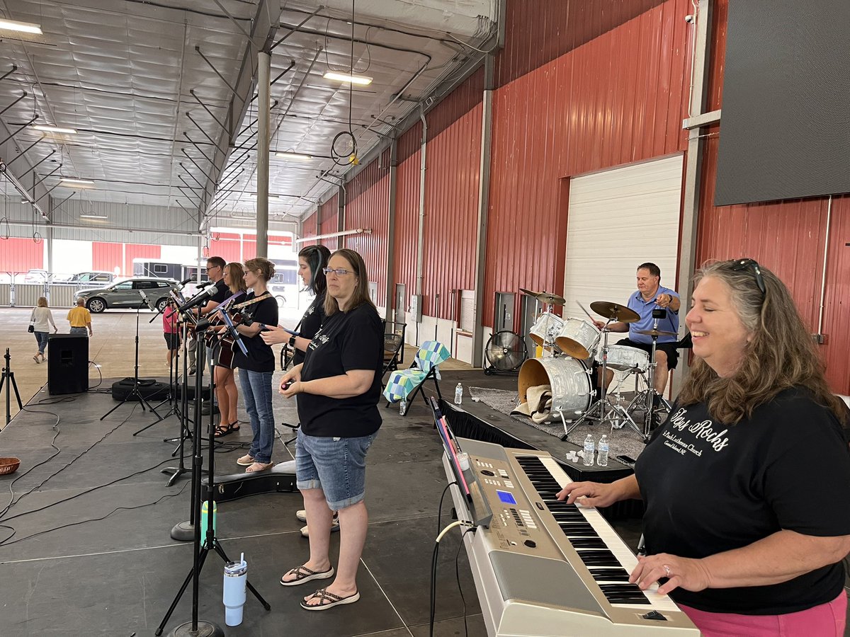 stpaulsgi's tweet photo. Thanks to all who planned, played, preached, and praised at our Hall County Fair Worship Service this morning! #stpaulsgi #GrandIslandNE #NESynod #ELCA https://t.co/jmuPOUgc2W