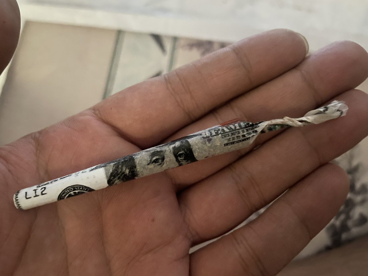 AnmolKoshti's tweet photo. Taking a break from my mental breakdown to appreciate the Irony that is in my hands rn https://t.co/AcajKLvgf7