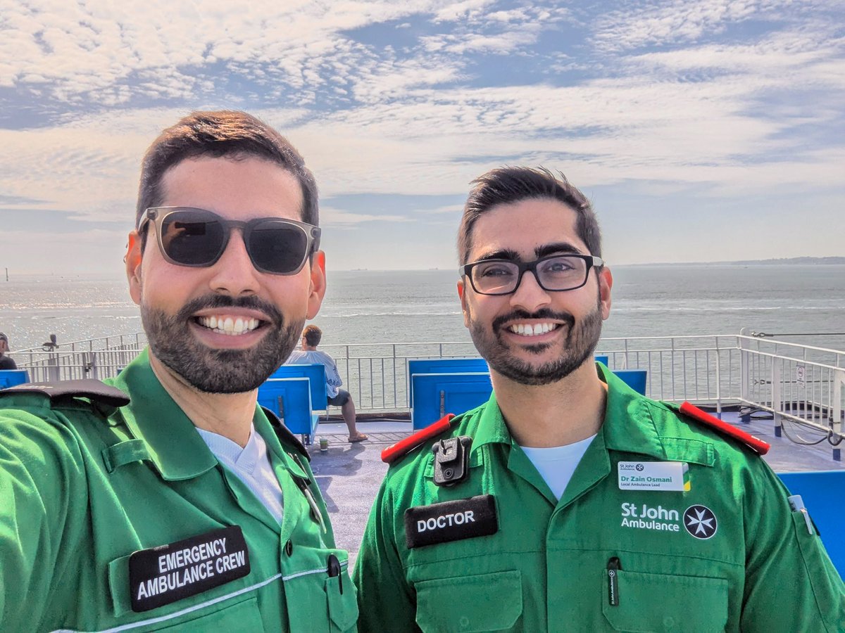 That’s a wrap for this weekend ✅ 
3 days of <a href="/stjohnambulance/">St John Ambulance England</a> volunteering for <a href="/OFFICIALIOWAS/">Isle of Wight Ambulance Service</a> 🚑🏝️

Thanks to all the <a href="/IOWNHS/">Isle of Wight NHS Trust</a> staff for being so great!