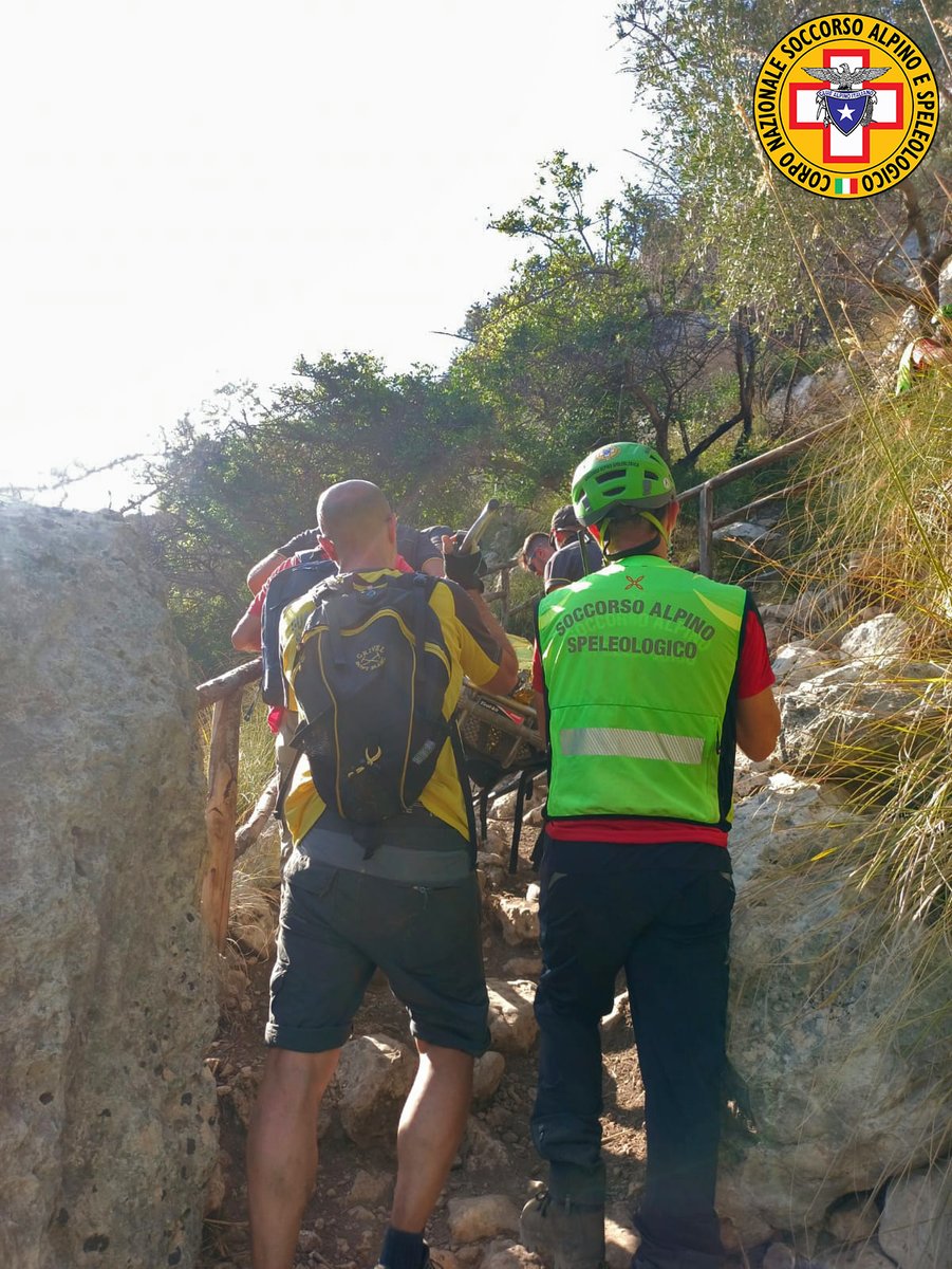 21/07: tecnici CNSAS e militari SAGF recuperano 2 turisti, palermitano e romano, colti da malore nella Riserva di Cavagrande (SR). Trasportati fuori dal sentiero impervio e affidati a equipaggi 118, presenti sul posto con due ambulanze, per l'ospedalizzazione in PS di entrambi.