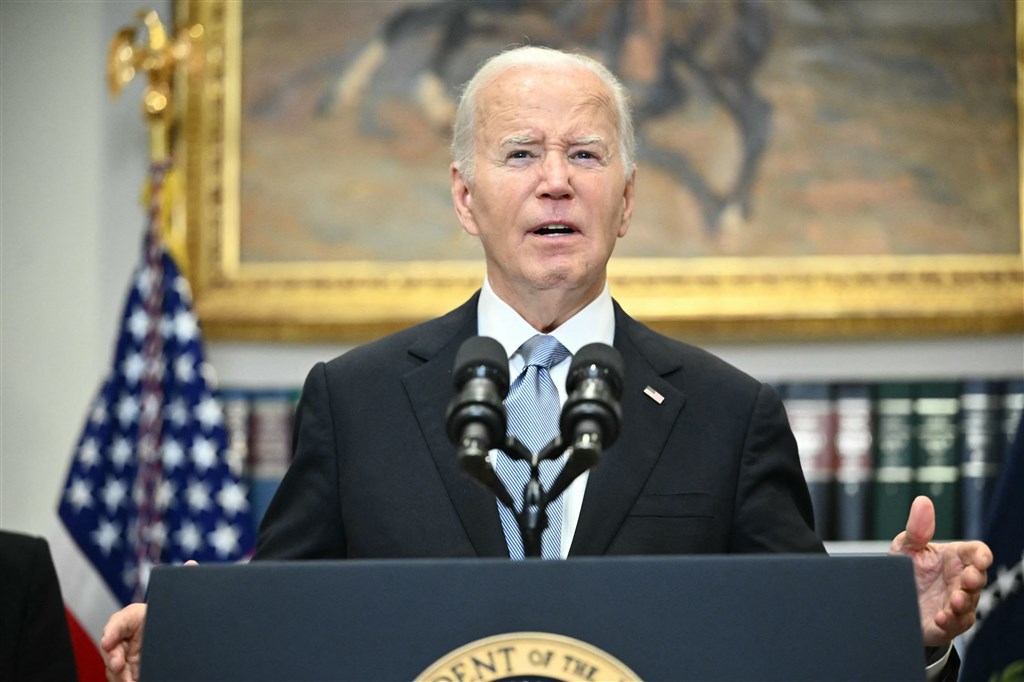Joe Biden trekt zich na kritiek terug als presidentskandidaat van de Democraten rtl.nl/nieuws/artikel…