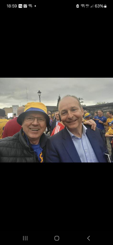 LOL! My dad post match with Michéal  is too much 😂 Hon the Banner