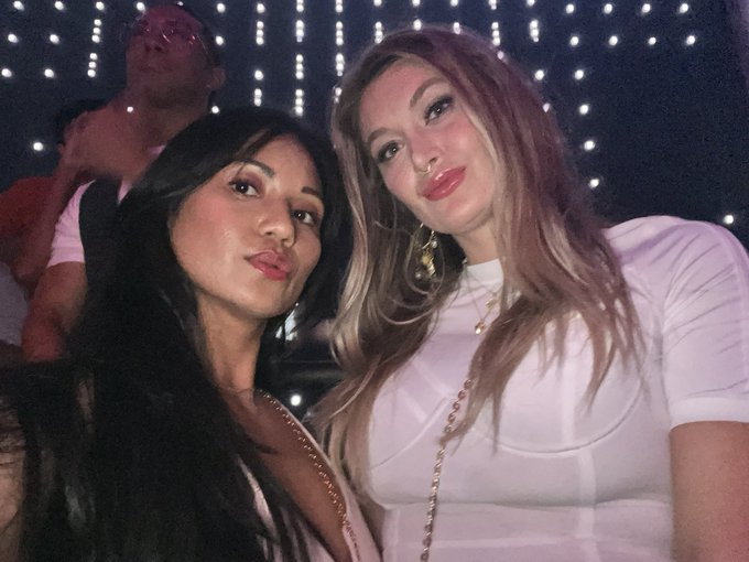 @nataliaxstarr 🌕💖 https://t.co/MtdLckxxuV<a class="tags" href="/tag/nataliaxstarr">@nataliaxstarr</a><a href="/tag/tropicalroseswimwear"class="tags"><span>#tropicalroseswimwear</span></a>