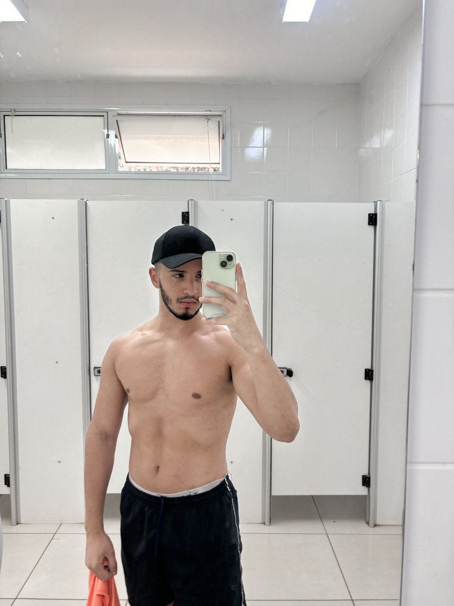 Samuel tweet media
