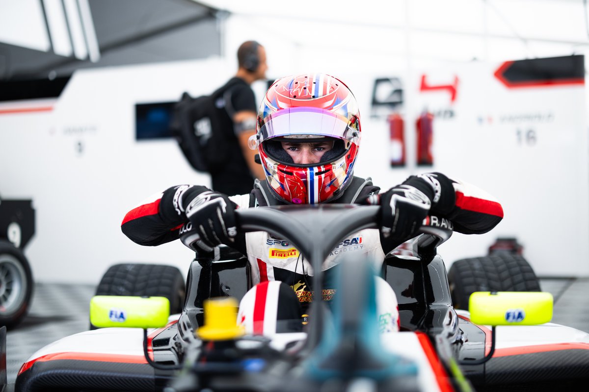 G4 Racing tweet media