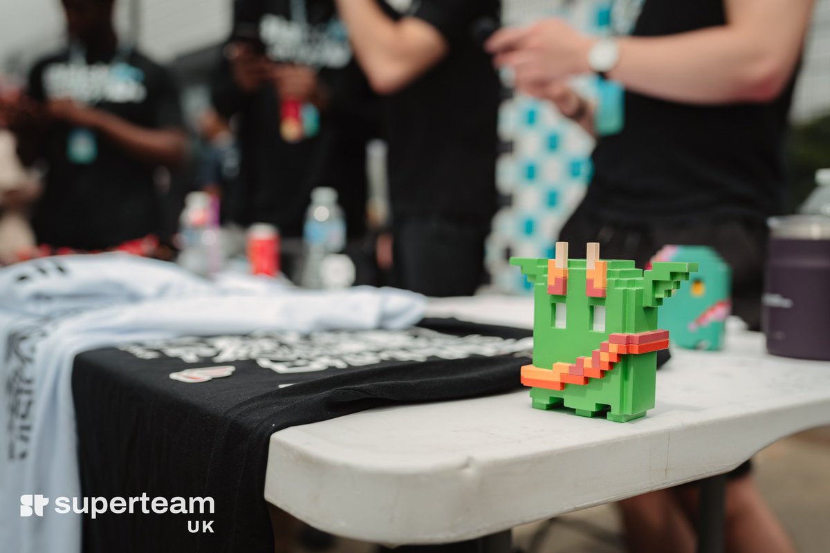 Lovely last couple of days at #BlackTechDay2024 speaking to the talent of tomorrow 💪

Beautiful to support grassroots movements being built by our <a href="/SuperteamUK/">Superteam UK</a> members 🇬🇧

Special shoutout to @MrDexterSimms for bringing this all together, and already excited for 2025 Edition