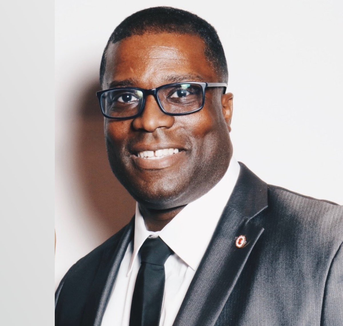 ReubenMuhammad's tweet photo. In the #GreensboroNC area this morning?
Please be my Honored Guest at #MuhammadMosque92 - 1320 Glenwood Avenue, 11am - as Bro. @iliarashad Muhammad (via webcast) Answers “those tough scholarly questions regarding the #Messiah.”
#NOISundays
#FARRAKHAN https://t.co/OCb2qtX8D1
