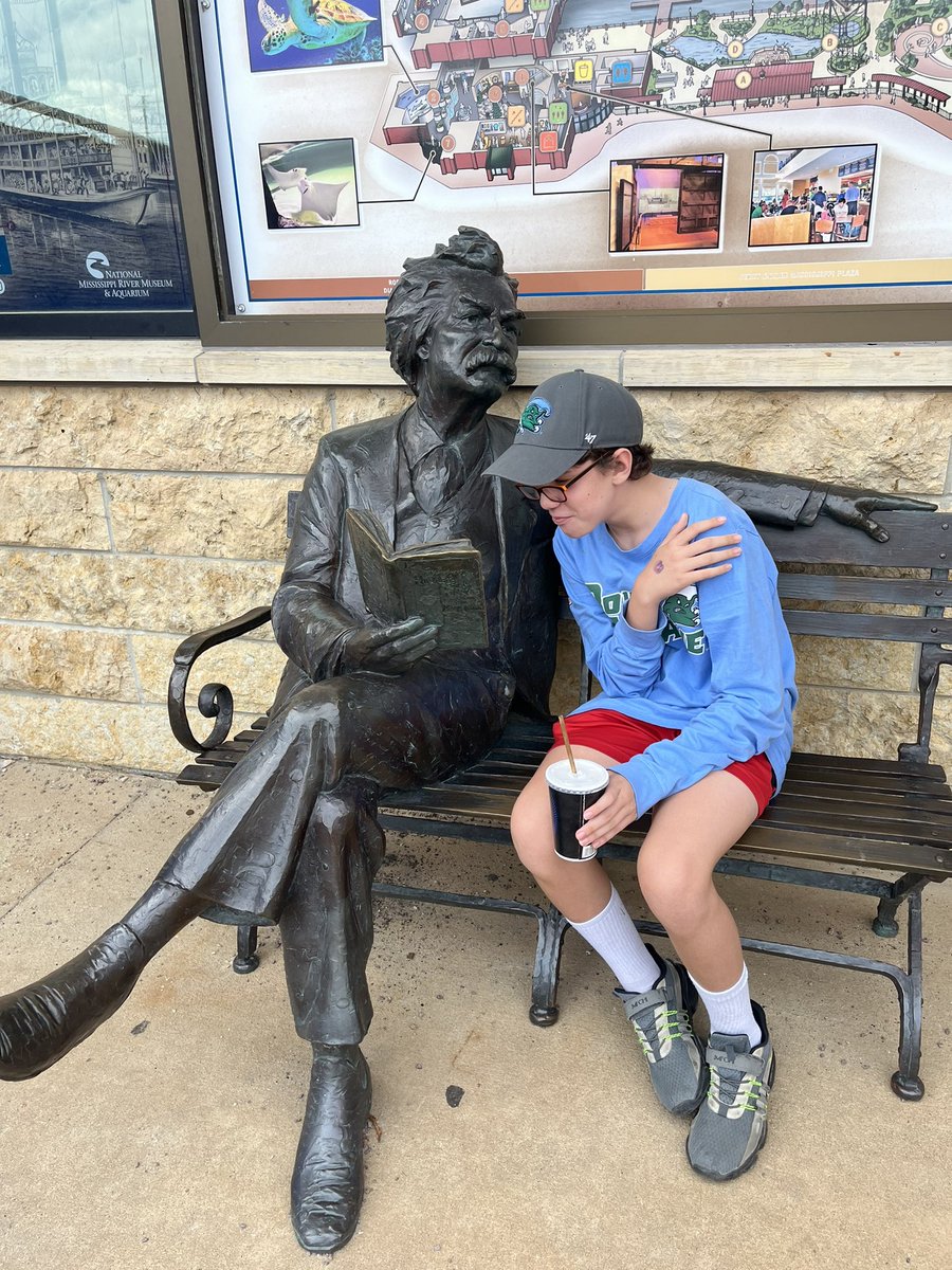 kgny21's tweet photo. Day #4 of Gaff’s Birthday #MapPin trip took us to Iowa (State #35✅). @fodmoviesite was magic, and the @RiverMuseum was another gem of a museum. Spent a much needed quiet afternoon in a cabin at @FourMounds… on to the next! https://t.co/OMqfrFjAk6
