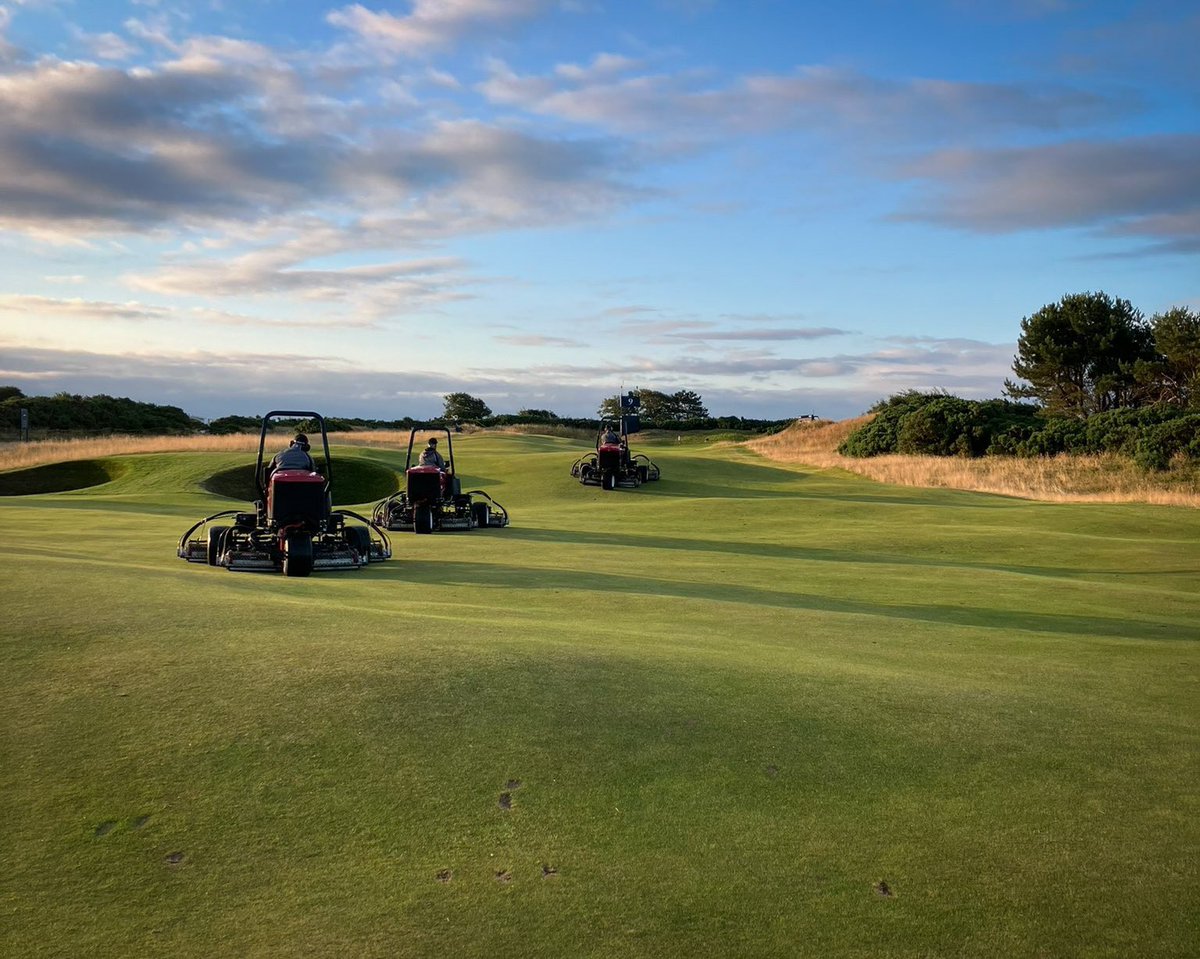 Greenkeeper appreciation post. 💚

Thank you to our incredible staff and volunteers for presenting Royal Troon at its best.

#TheOpen