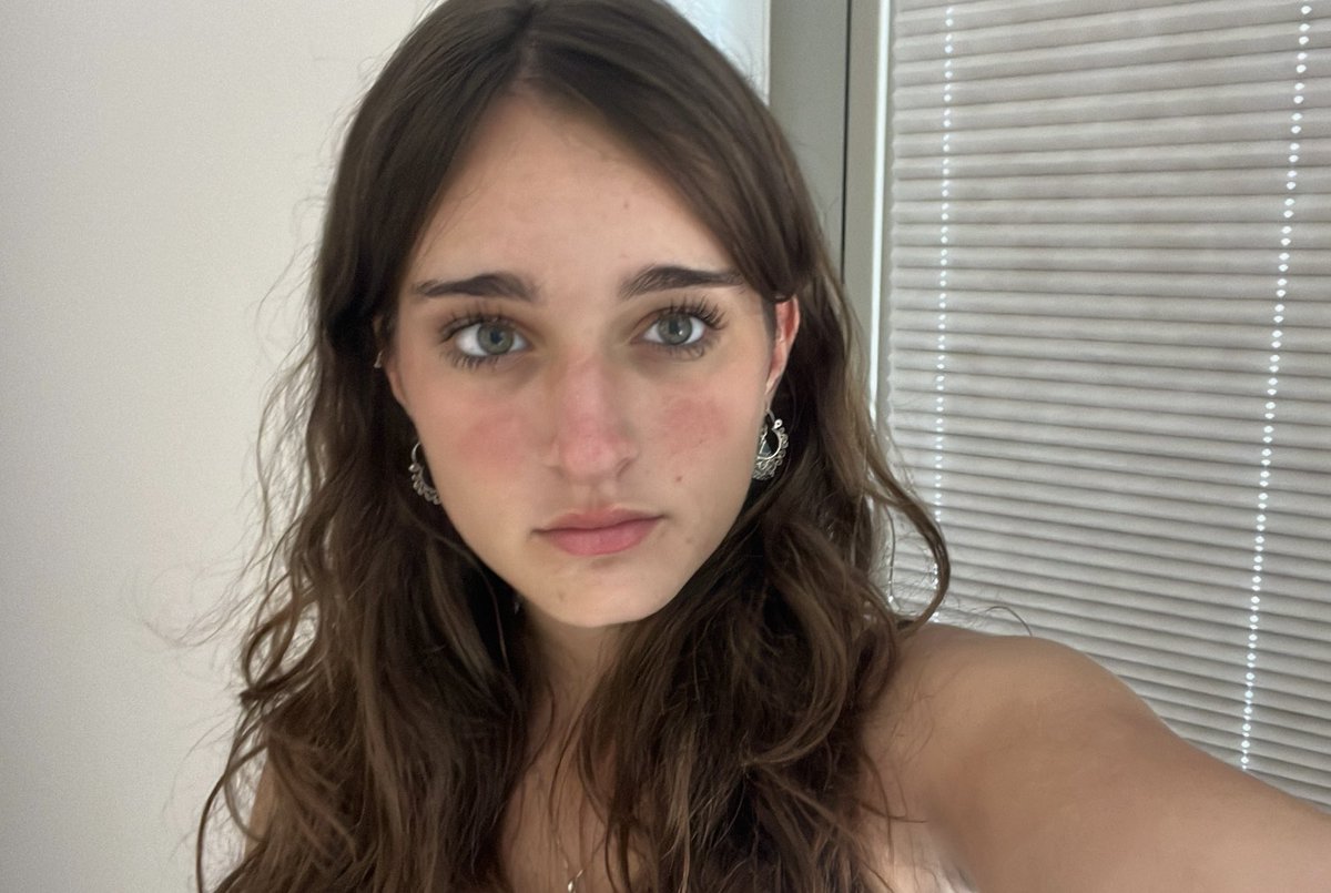 נוילה🐞 tweet media