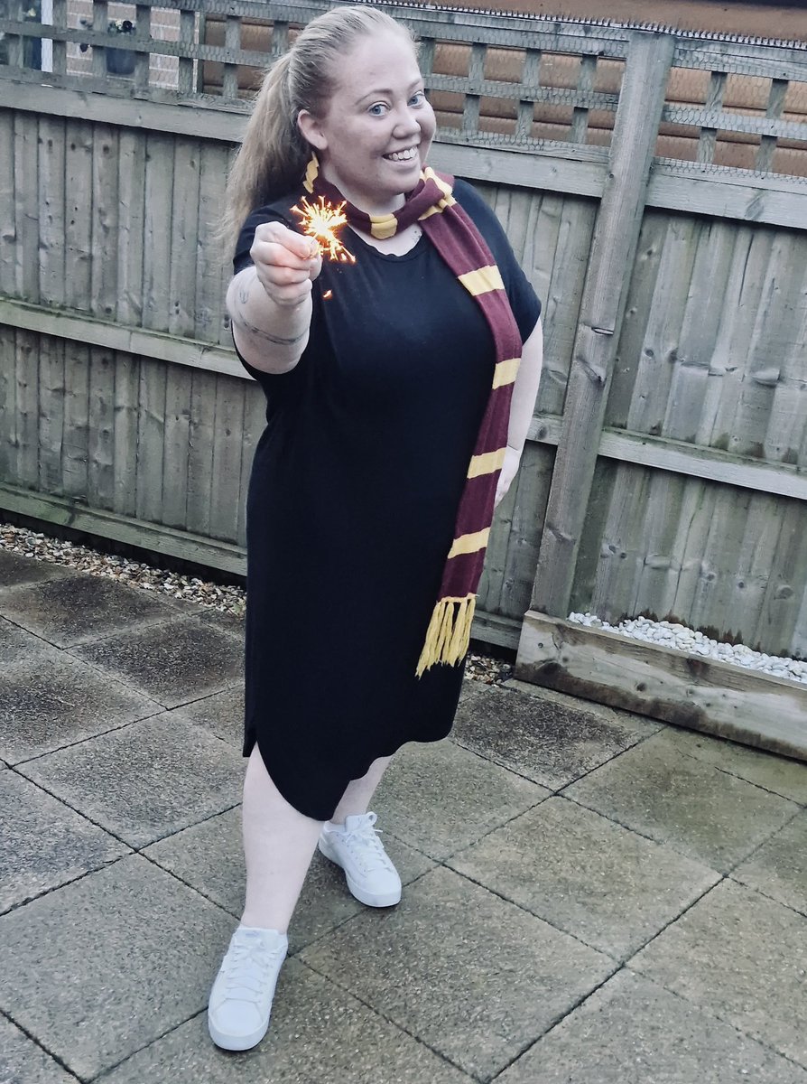 JordT94's tweet photo. Tell me you’re a Harry Potter fan without telling me you’re a Harry Potter fan ⚡️🐍
P.S. I’m actually a Slytherin 😂

#HarryPotter #fan #gryffindor #slytherin #tomfelton #danielradcliffe #hogwarts https://t.co/B2KkCElL9M