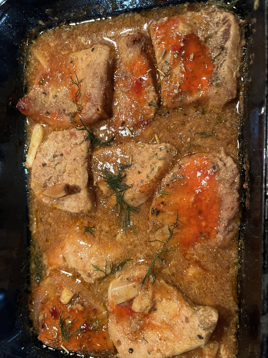 C2Chelli's tweet photo. #icookthatswatido yes, I took a little break… early day today. Here’s spaghetti squash with sweet potatoes and pork medallions #sundayeats #myhappyplace https://t.co/fYX8uJcL2s