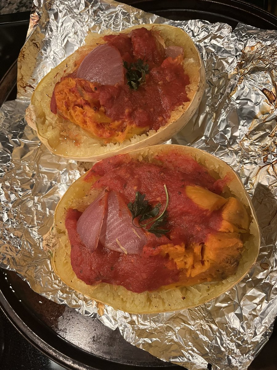 C2Chelli's tweet photo. #icookthatswatido yes, I took a little break… early day today. Here’s spaghetti squash with sweet potatoes and pork medallions #sundayeats #myhappyplace https://t.co/fYX8uJcL2s