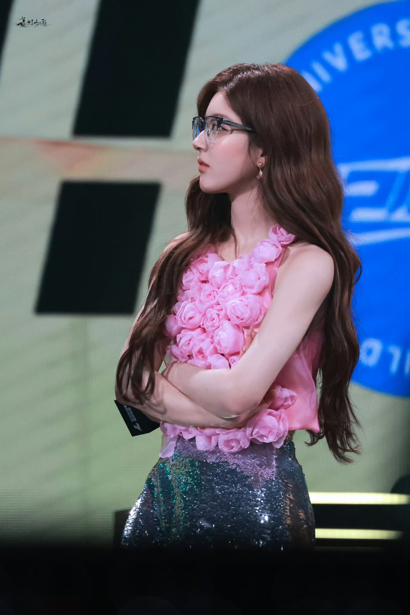 wonwoncity's tweet image. not good for my health ma'am