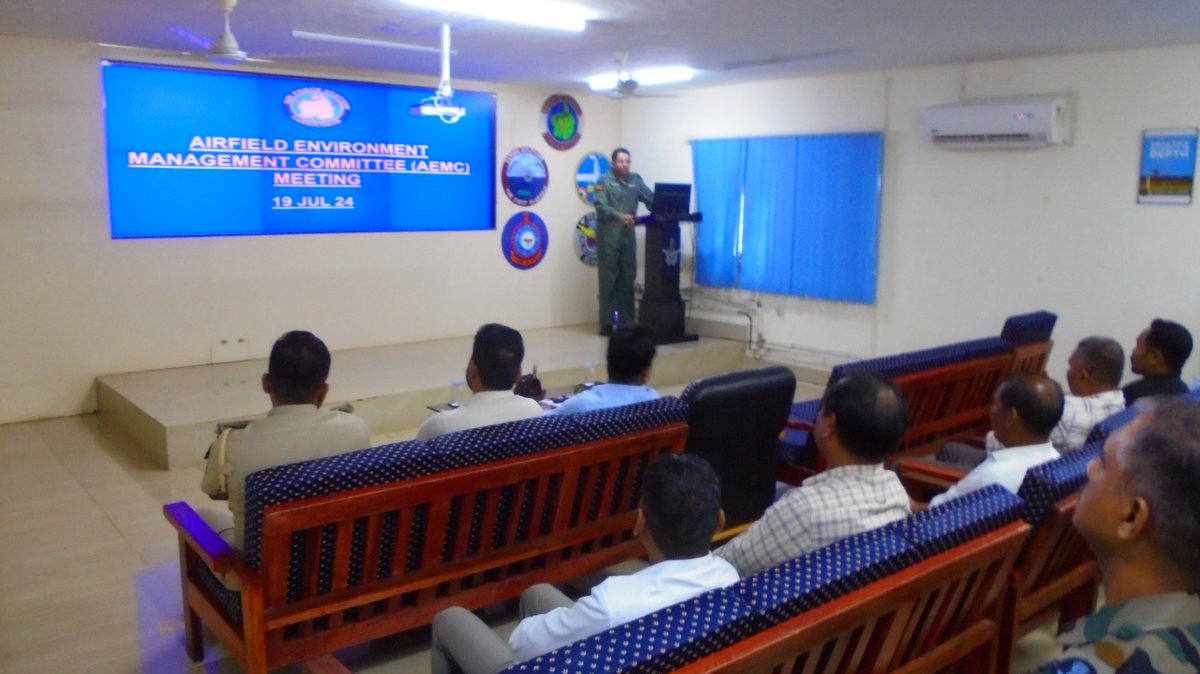 AN_Command's tweet photo. #ANC's Air Force Station Car Nicobar organized an outreach program to enhance aerospace safety awareness with local village heads in coordination with the civil administration. #IAFMCC #AirForceComponent #AFSCarnic #ANC https://t.co/21a2Qd7ETC
