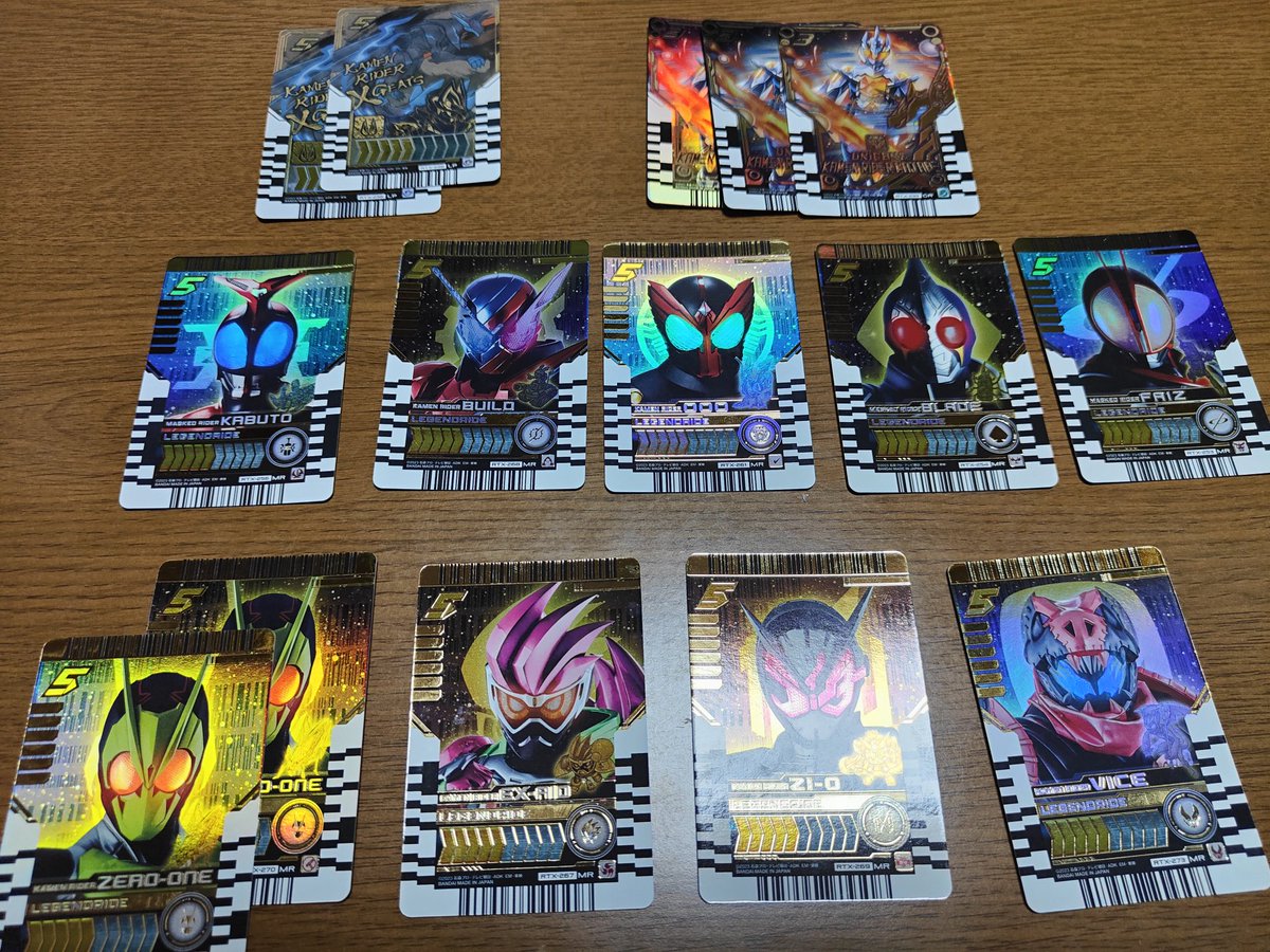 Act_Future0628's tweet photo. ライドケミートレカ　交換希望
譲 :  画像のもの
求 : ①MR　 龍騎、電王、キバ、ドライブ、セイバー、ギーツ、ガッチャード、レジェンド
    ②GR     ガッチャード、ヴァルバラド、ドレッド　

郵送にて交換可能な方よろしくお願いいたします。 https://t.co/aj1gd473FG