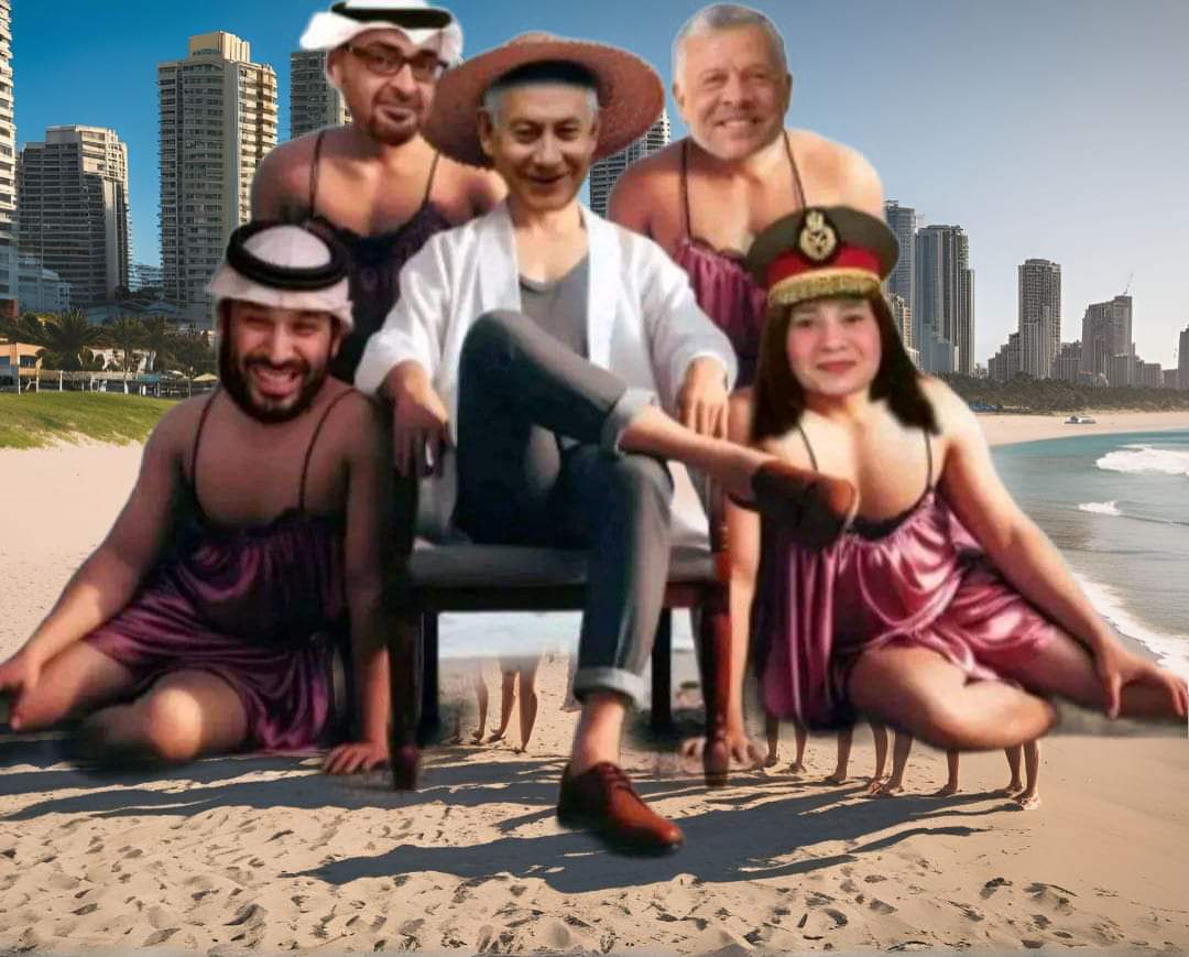 <a href="/ozeel1987/">OZEEL</a> #كلنا_محمد_الضيف 
اللهم انصر اهلنا بفلسطين🇵🇸اللهم حرر🇵🇸 وبلادنا من حكم الصهاينة
والله مانراه من خيانة عربية غير مسبوقة حتى اصبحت متيقن ان بيننا صهاينة متخفين
لانه عندما ترى الساجدين الصائمين يذ بحون امام أعيننا قصفا وتقطيعا وجوعا وعطشا
وتجدصهاينة العرب يدافعون عن كيان ارهابى محتل