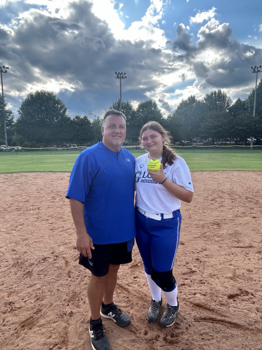 Rachel Noble with a big blast to get the day rolling in game 1 of bracket play!! #ALLIN