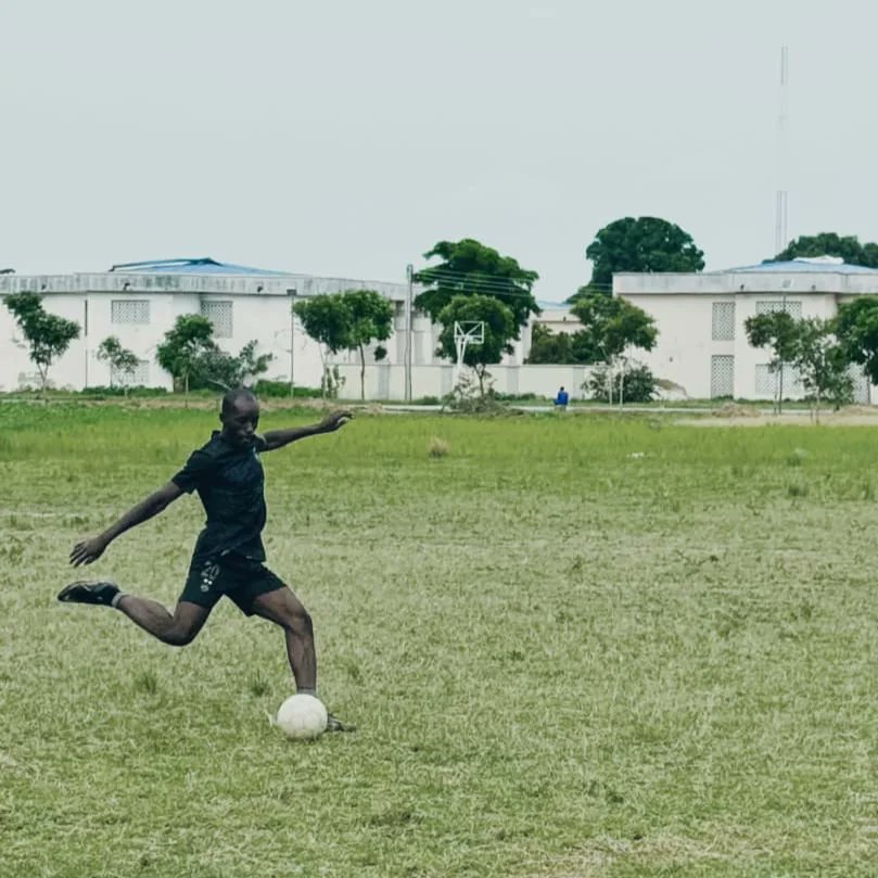 Grateful for the gift of life, it keeps and make me happy so I keep on doing it ❤️ ⚽