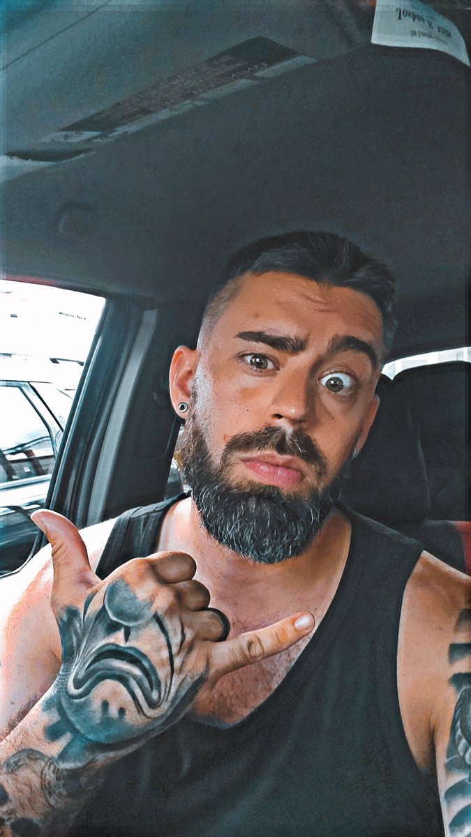 I 💯 aware I give off Fuck Boy vibes but I am too much of a clutter and a silly goose to be one. Scouts honor ✌️. Open for Collabs. 

onlyfans.com/wally_west603

#Onlyfans #bisexual #fuckboy #sillygoose