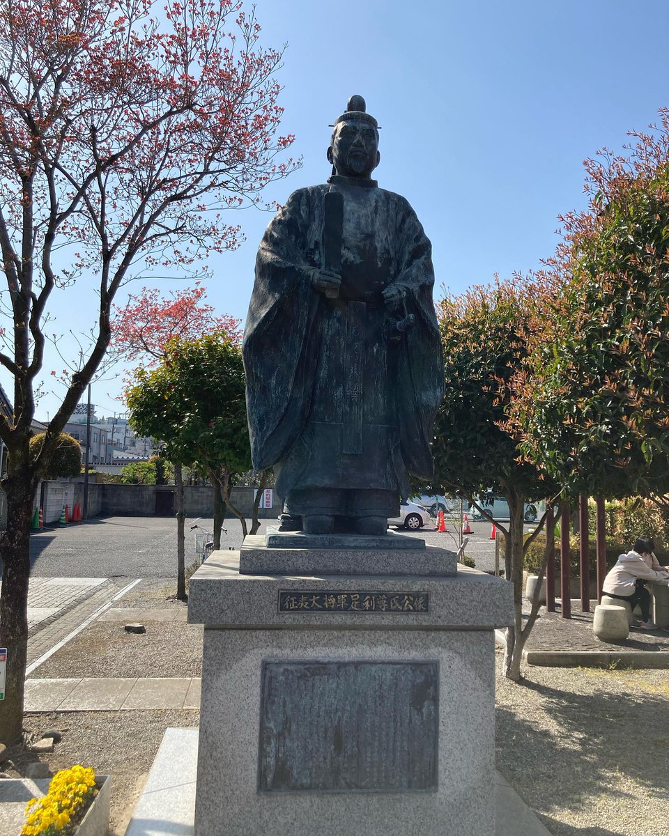 DelmerLadd's tweet photo. 栃木県足利の大日尊 鑁阿寺(ばんなじ)を参拝🙏

広い敷地に歴史ある建造物が沢山あり、本堂は国宝に、鐘楼(6枚目)と一切経堂(7枚目)が重要文化財に指定されています。

#鑁阿寺 #国宝 #名城百選 #寺社仏閣 #史跡巡り #史跡巡りが好きな人と繋がりたい #寺社仏閣好きな人と繋がりたい https://t.co/A7AxW1XtaG