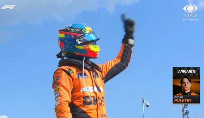 GTBNG49WAAAU29c?format=jpg&name=small