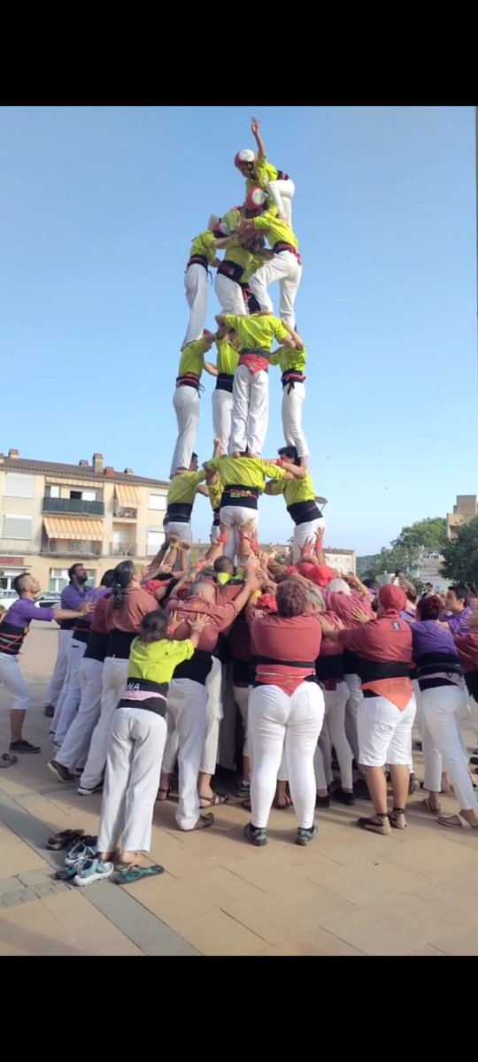 Minyons de Santa Cristina tweet media