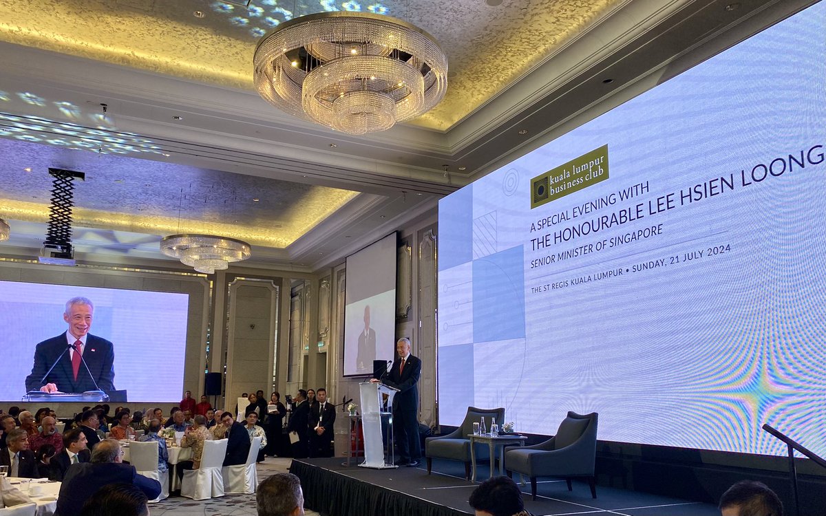 Jacques Werner (@jacqueswerner) on Twitter photo Inspiring evening with fmr #Singapore PM <a href="/leehsienloong/">leehsienloong</a> @ #Kuala Lumpur Business Club on cross causeway relations. Complicated relationship, but bilateral issues solved through win-win, legal adjudication & perseverance. Jury still out on the best laksa & nasi lemak. 😉
#Malaysia Inspiring evening with fmr #Singapore PM <a href="/leehsienloong/">leehsienloong</a> @ #Kuala Lumpur Business Club on cross causeway relations. Complicated relationship, but bilateral issues solved through win-win, legal adjudication & perseverance. Jury still out on the best laksa & nasi lemak. 😉
#Malaysia