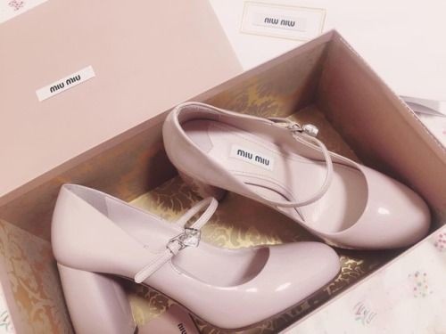drslilac_'s tweet photo. 🌸∴。 *
・゚*。・🌸*・。
・ *゚。 * #HappyJenDay 🎂
・ ゚*。・゚🌸。
🌸・。°*. ゚
* ESTAS SON LAS MAÑANITAS QUE CANTABA EL REY DAVID. 🥰 @flxbyrinth Feliz cumpleaños bebé bonita de mi corazón, espero que pases un feliz día y que en esta nueva vuelta al sol + https://t.co/TxiTLEuOPG