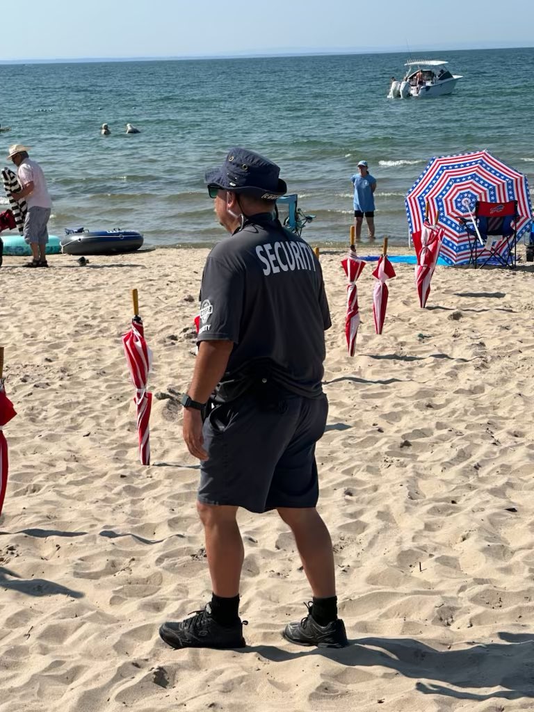 #securityguardsniagara #weguardniagara #niagarasecurityguards